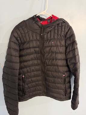 Tommy Hilfiger Men's Lightweight Quilted Hooded Puffer Jacket Black Small(All 3)